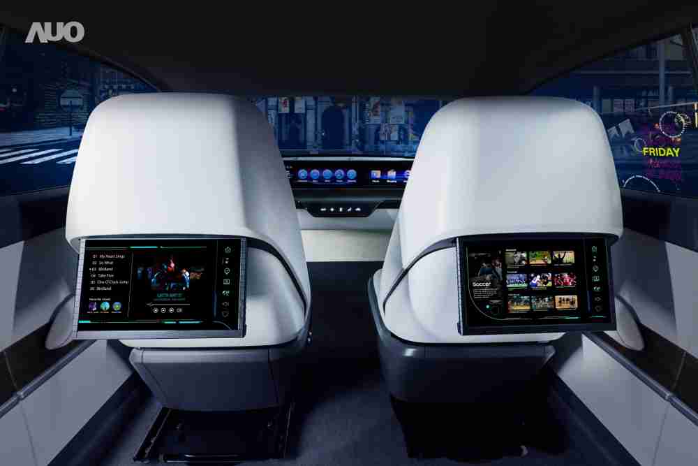 PA直营新一代Smart Cockpit 2024，，以Micro LED先进显示技术优势，，创建〝可卷式后座娱乐显示器〞，，仅在互动时才显示出所需画面及信息，，扩充更丰富的娱乐和交互信息服务，，获国际奖项荣耀